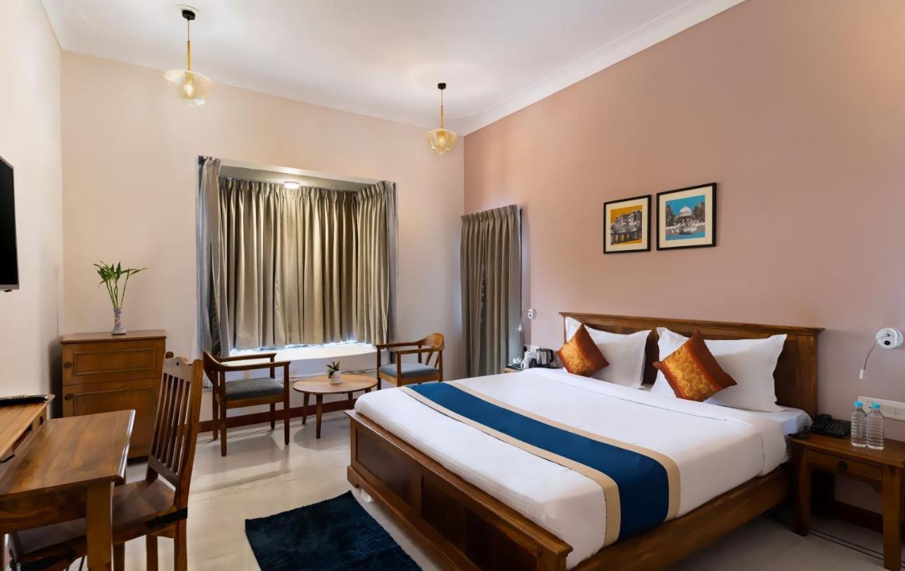 Dheergarh Palace Удайпур Екстериор снимка