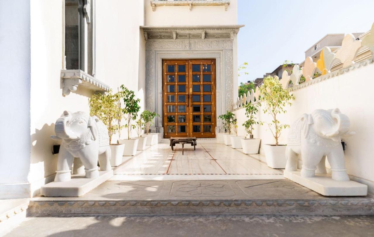 Dheergarh Palace Удайпур Екстериор снимка